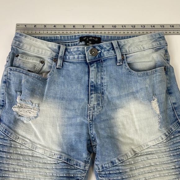 WT02 Bermuda distressed shorts SZ 30 - Picture 4 of 8
